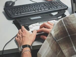 Blind keyboard for barrier-free Internet